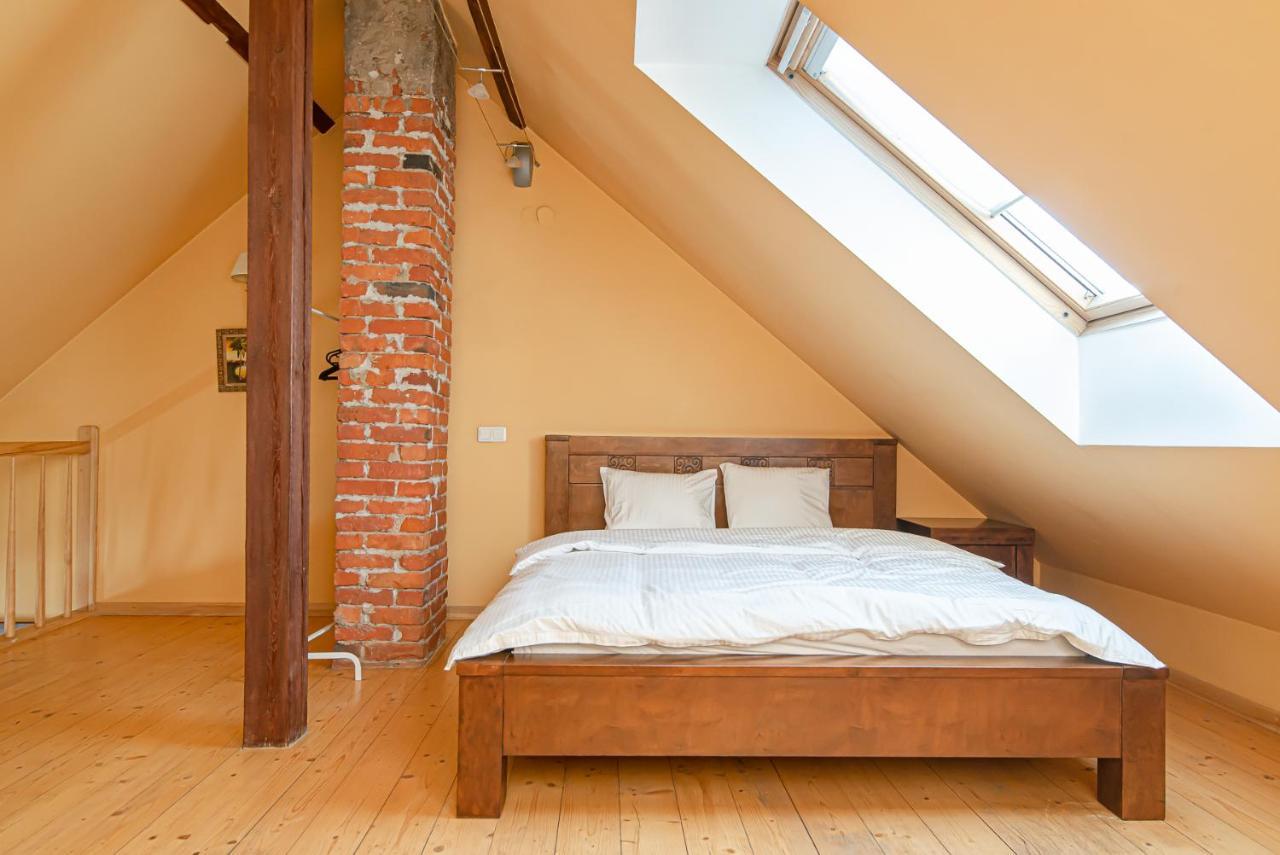 Spacious 2-Bedroom Apartment With Sauna In Vilnius Old Town By Urban Rent Exterior photo
